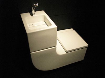 NoMiX toilet